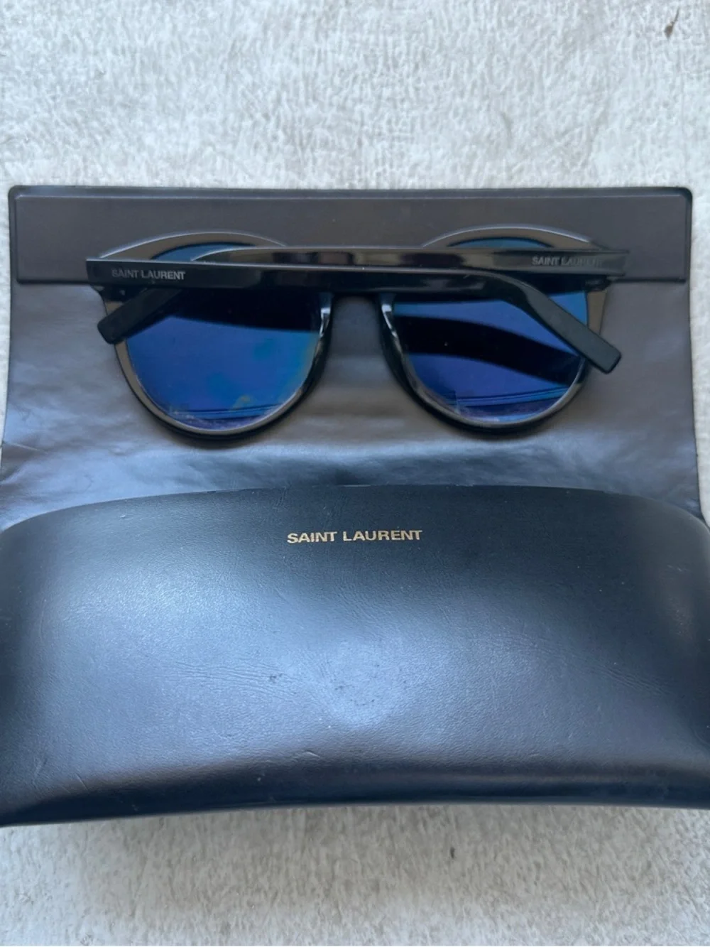 Saint Laurent Black Round Sunglasses - Picture 3 of 4